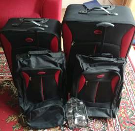 lightning mcqueen suitcase argos